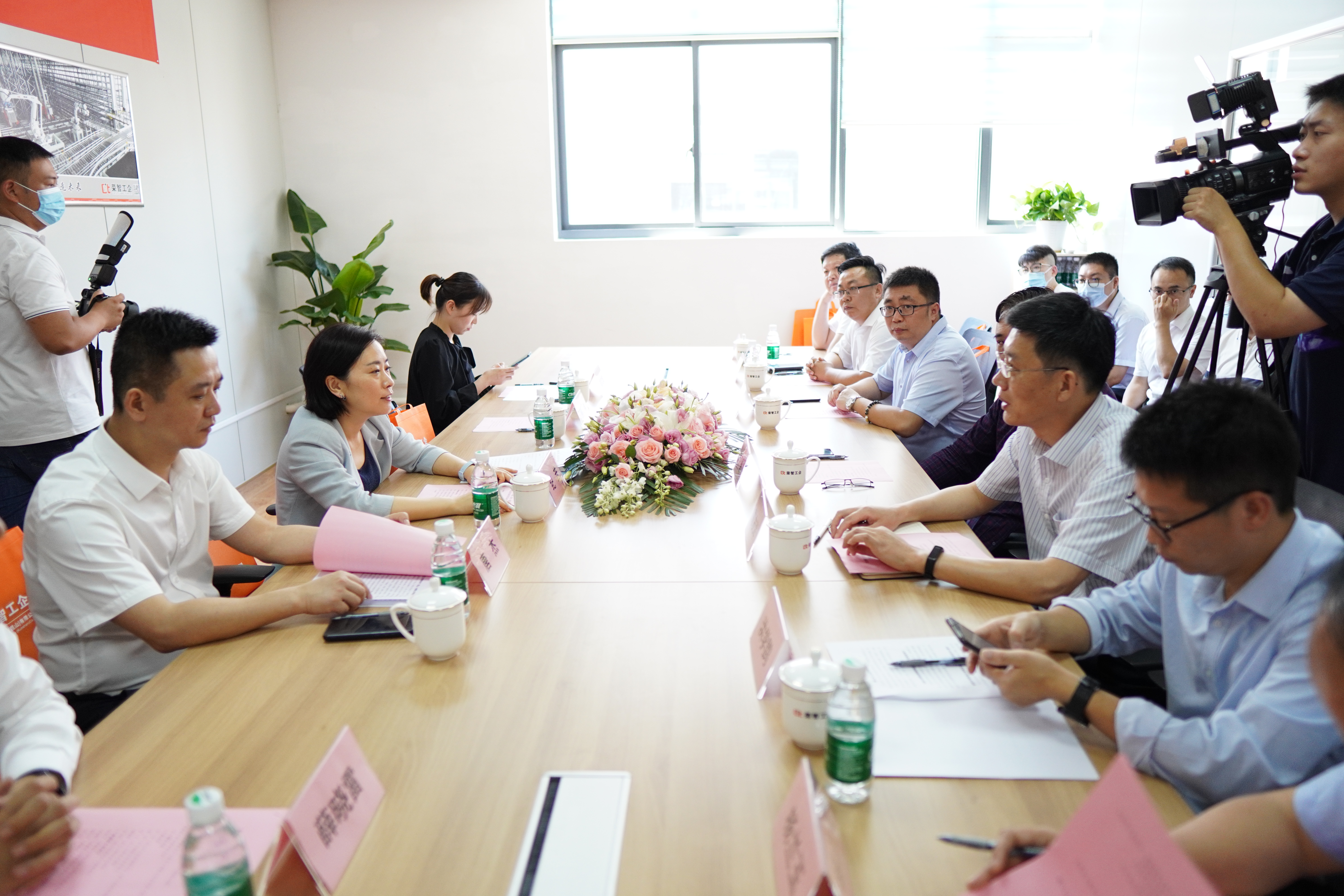 unveiling ceremony of joint R & D Center & Innovation Community P5 (2)